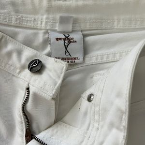 White branded Genetic jean